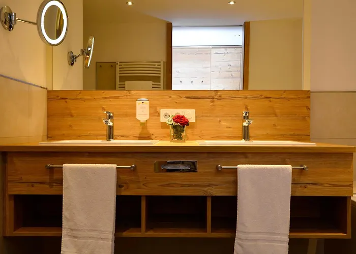 Belchenhotel Jaegerstueble 4*