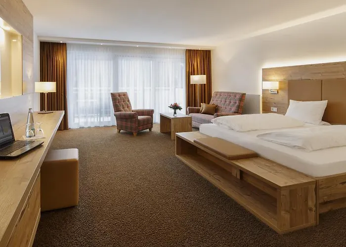 Hotell Belchenhotel Jaegerstueble 4*